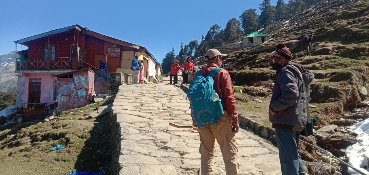 Ukhimath Chandarshila Hike Homestay מראה חיצוני תמונה